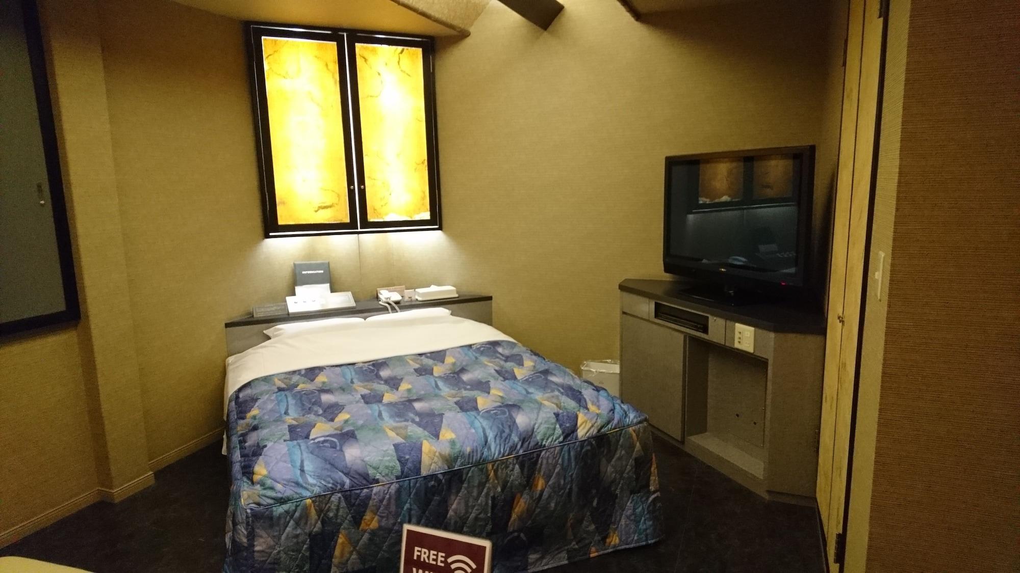 Hotel Eris Hakata (Adults Only) ฟูกุโอกะ ภายนอก รูปภาพ