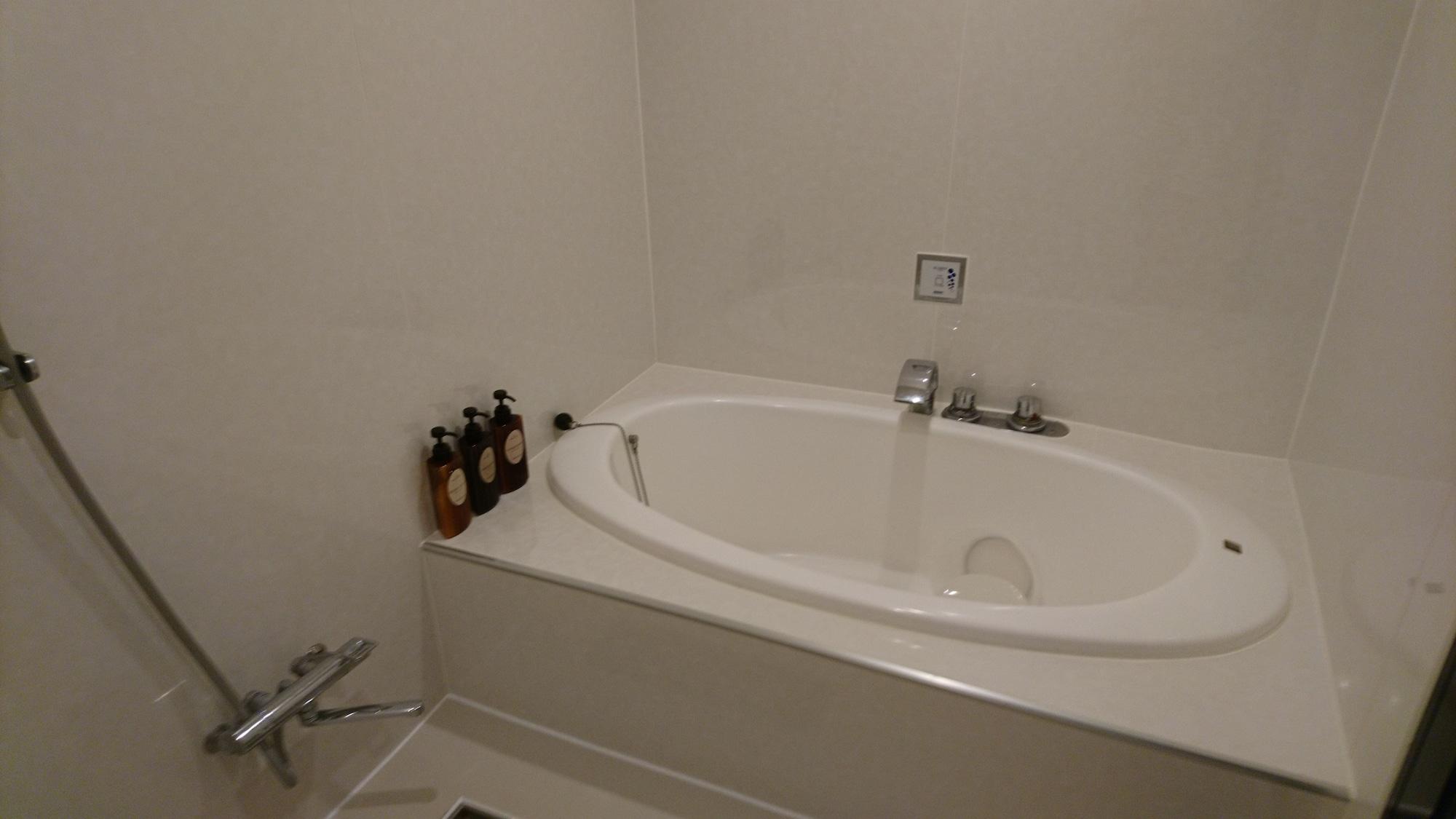 Hotel Eris Hakata (Adults Only) ฟูกุโอกะ ภายนอก รูปภาพ