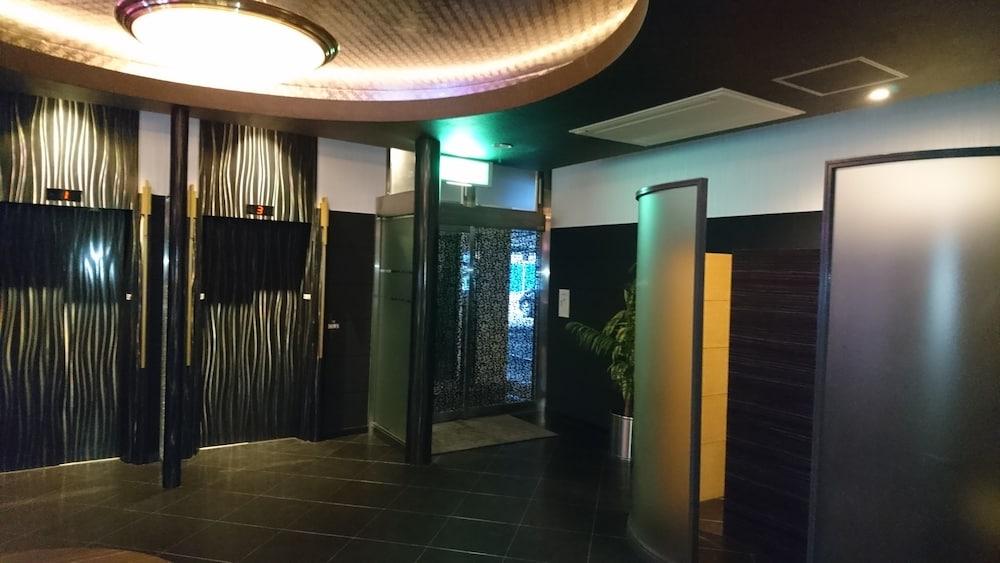 Hotel Eris Hakata (Adults Only) ฟูกุโอกะ ภายนอก รูปภาพ
