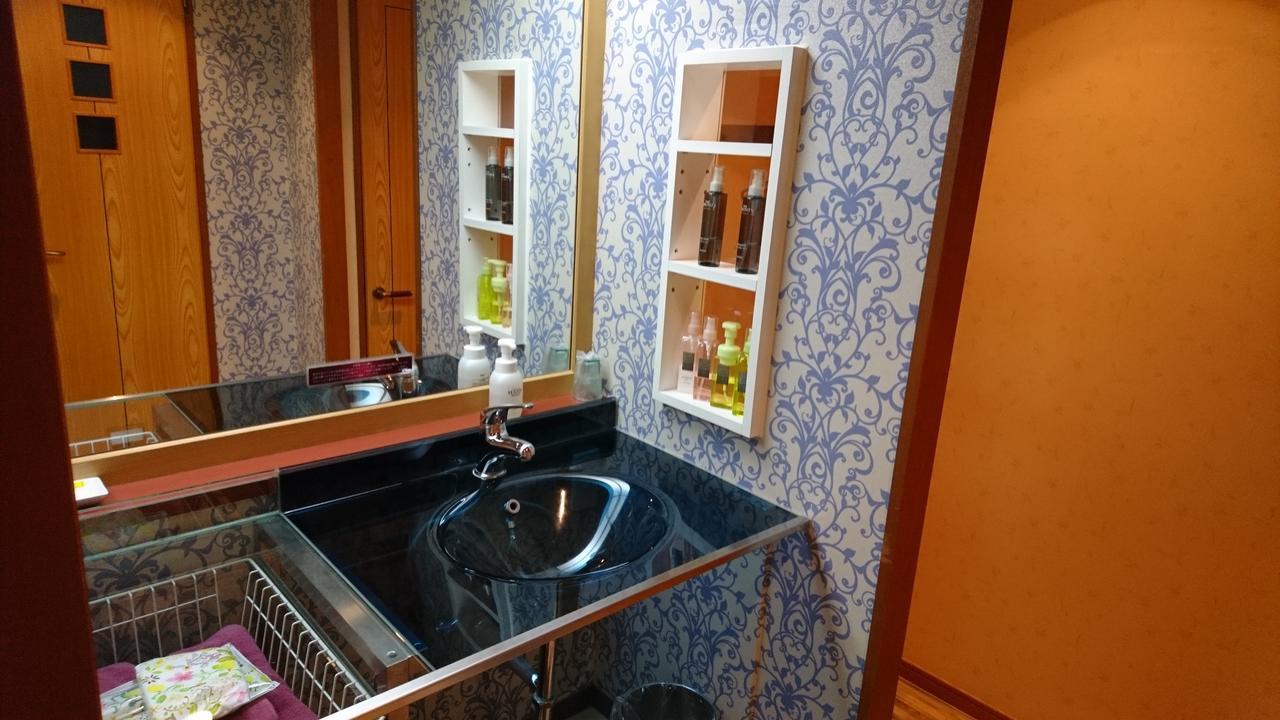 Hotel Eris Hakata (Adults Only) ฟูกุโอกะ ภายนอก รูปภาพ
