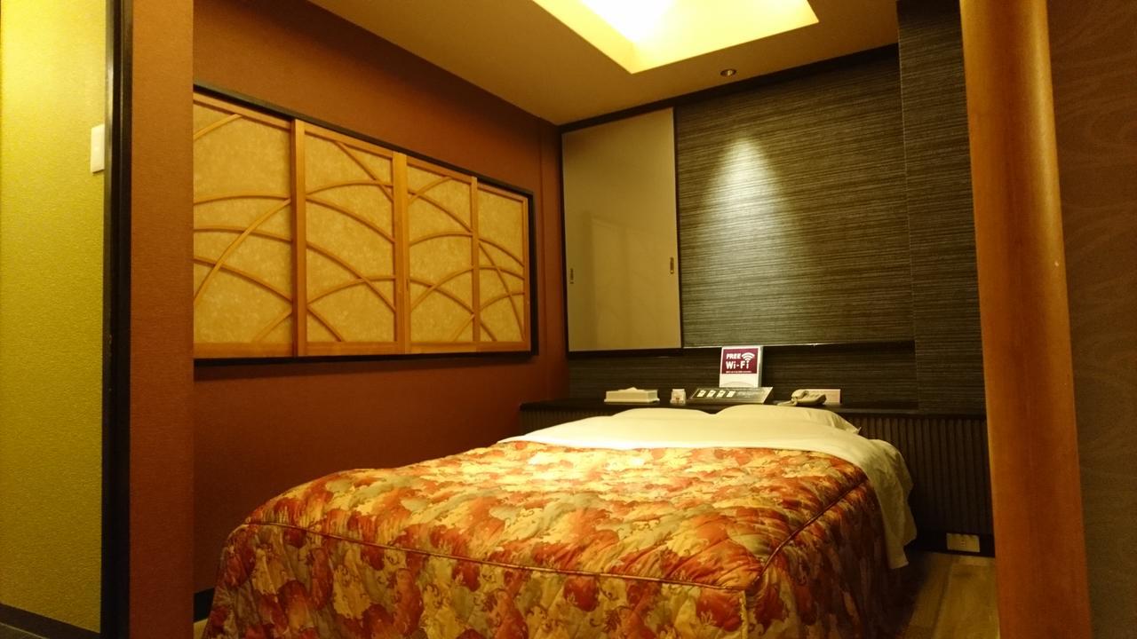 Hotel Eris Hakata (Adults Only) ฟูกุโอกะ ภายนอก รูปภาพ