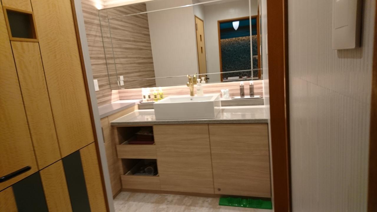 Hotel Eris Hakata (Adults Only) ฟูกุโอกะ ภายนอก รูปภาพ
